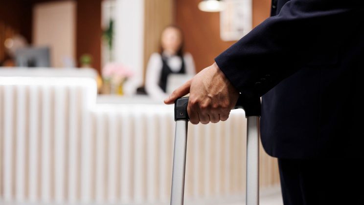 AI Agents in Hospitality: Use Cases for Hotels, Restaurants, and Bars