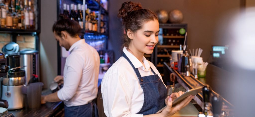 AI in Hospitality Use Cases, Best Practices and Implementation Roadmap